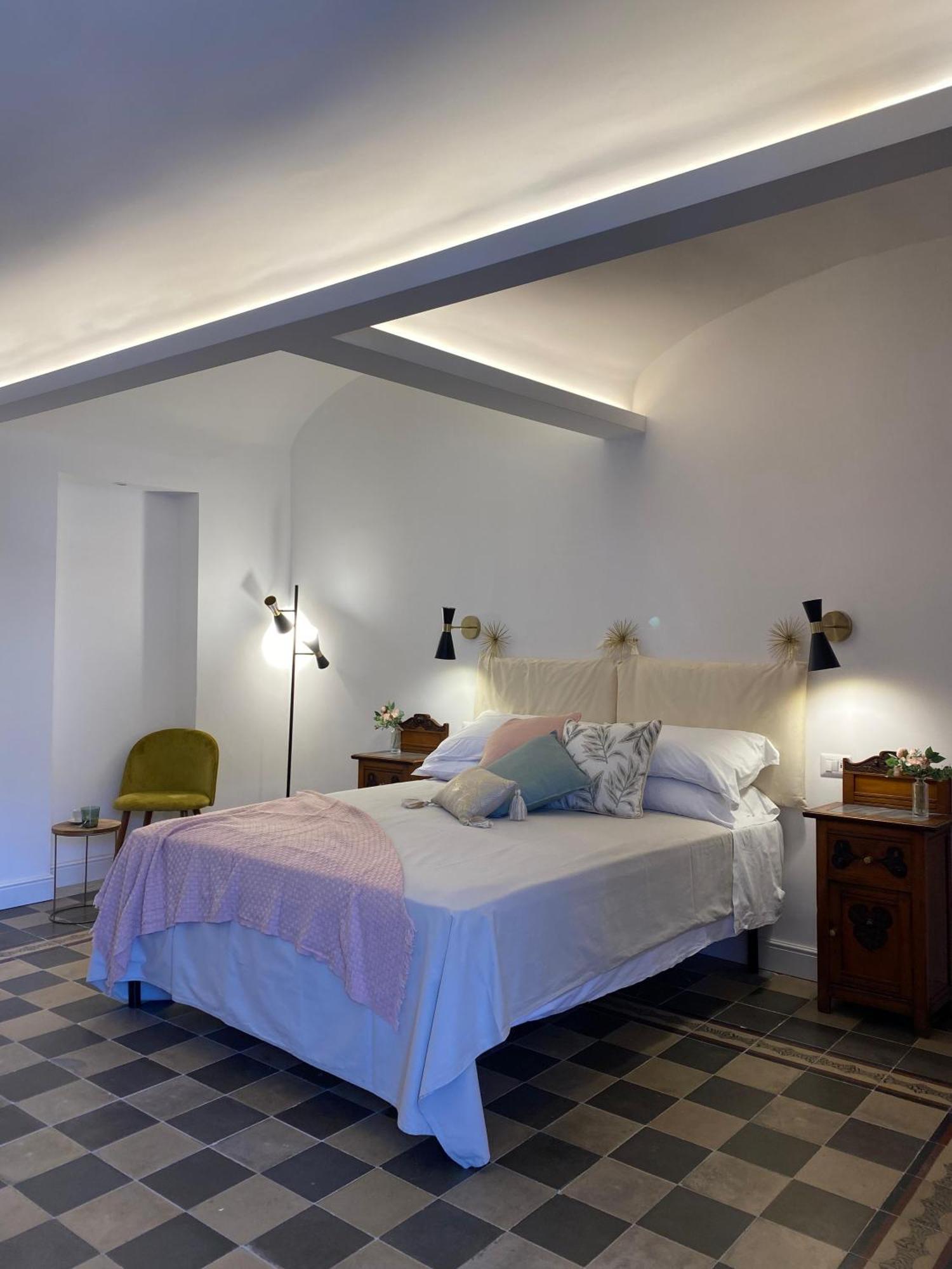 Bed and Breakfast Dimora Dei Minoriti Catania Exterior foto