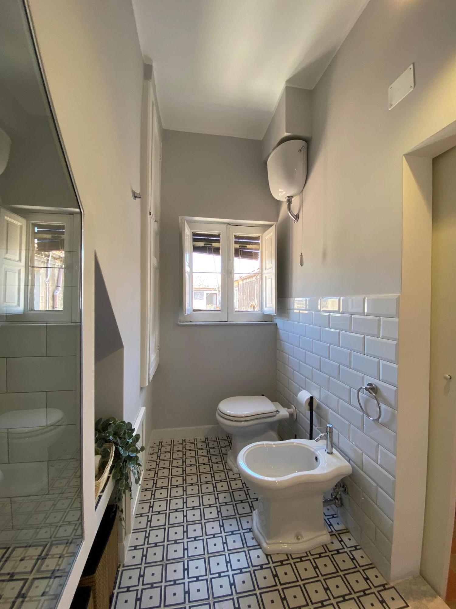 Bed and Breakfast Dimora Dei Minoriti Catania Exterior foto