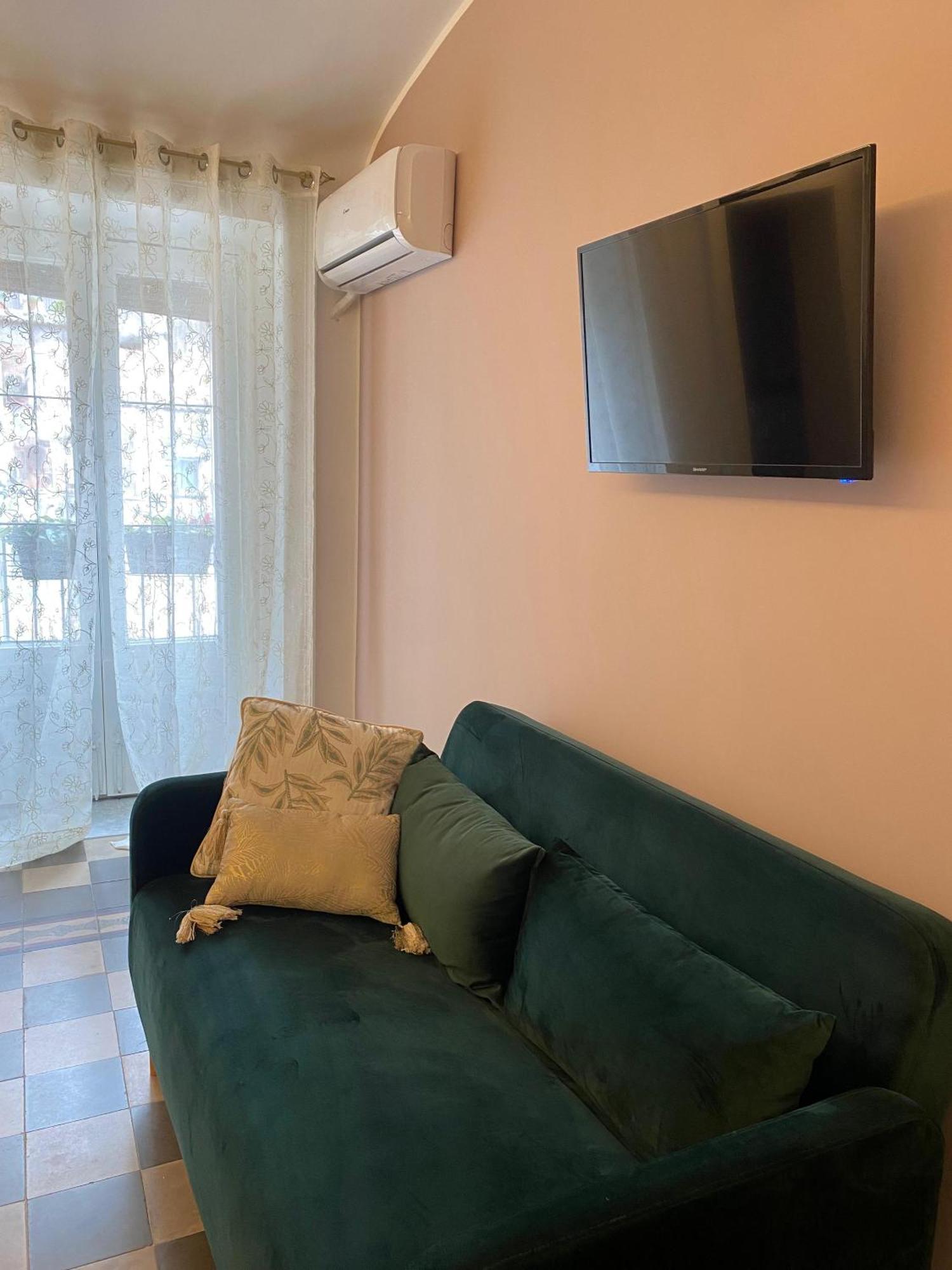 Bed and Breakfast Dimora Dei Minoriti Catania Exterior foto